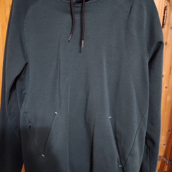 Mens old navy hoodie - Picture 6 of 8